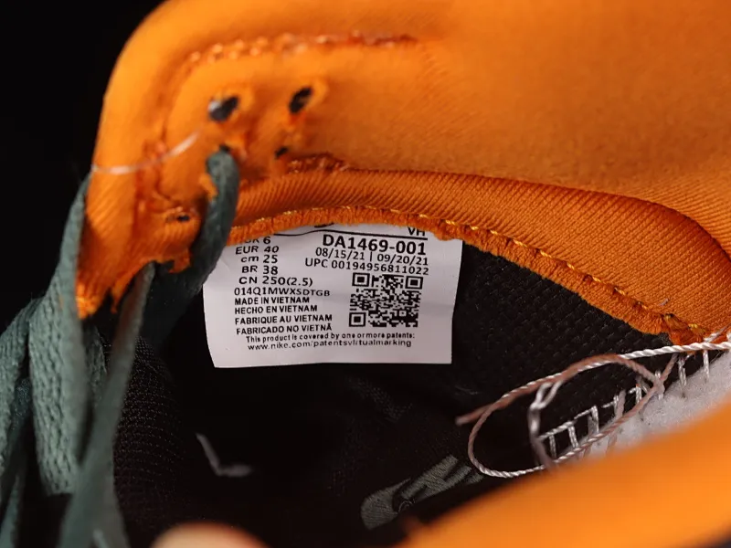 All categories Nk SB Dunk series Nk SB Dunk Low low-top sneakers N version NK SB Dunk Low SP "Ceramic" carrot yellow and black SB low-top casual sports skateboard shoes DA1469-001